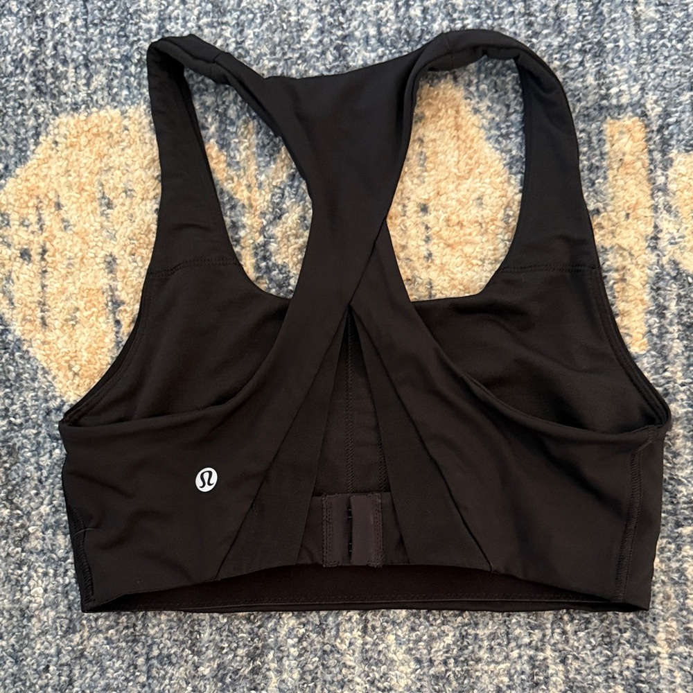 Lululemon Athletica Invigorate Bra with Clasp - Picture 4 of 5